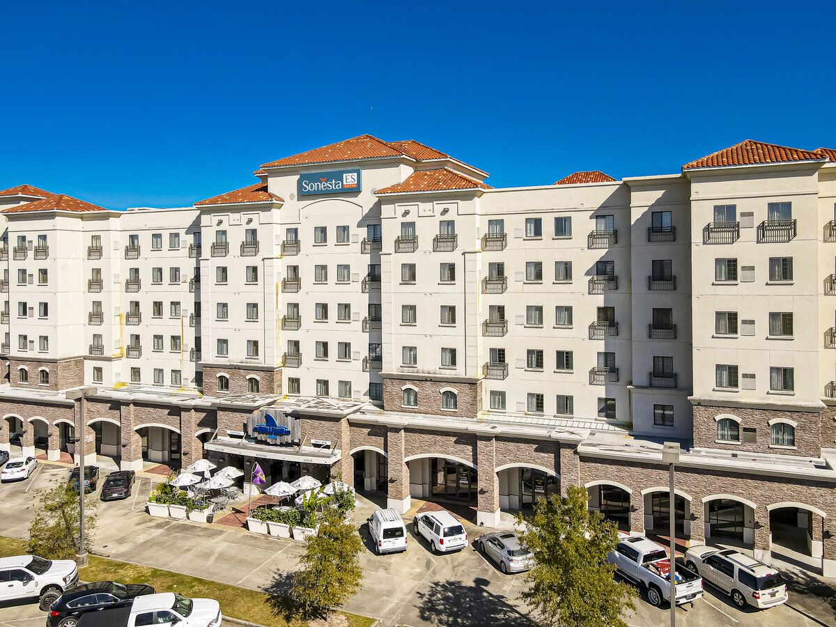 Staybridge Suites: 4001 Nicholson Dr, Baton Rouge, LA 70808
